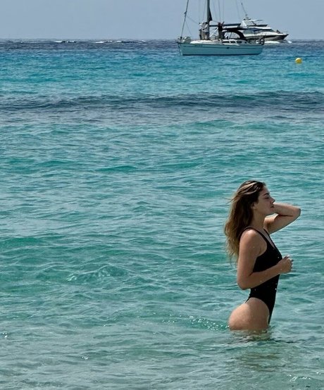 Morena Bradas onlyfans nude leaked