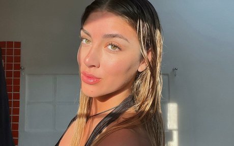 Morena Bradas onlyfans nudes