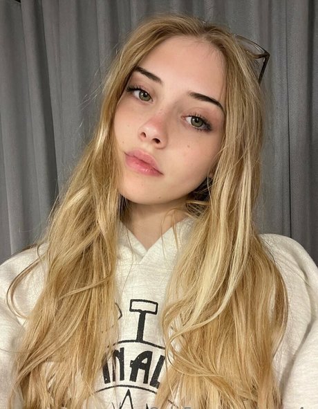 enya4u nudes onlyfans leaked