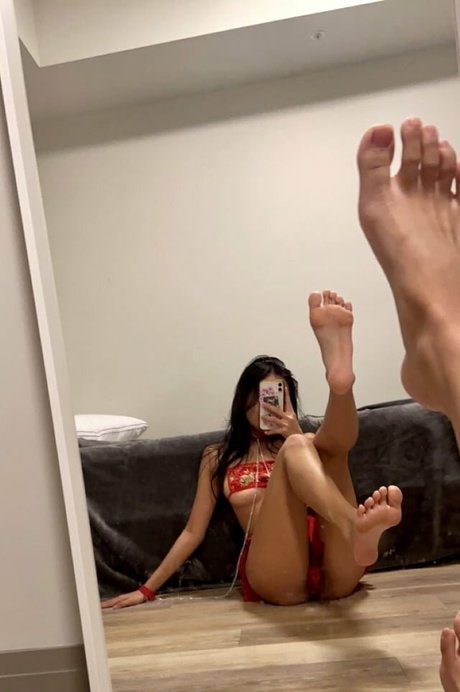 Kymitona onlyfans strip tease