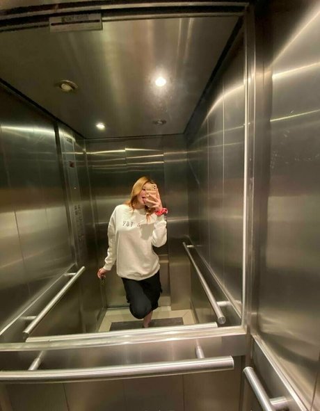 aliciaginger nude only fans