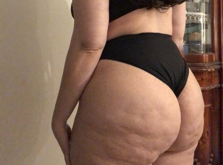 angelina bbw nude only fans