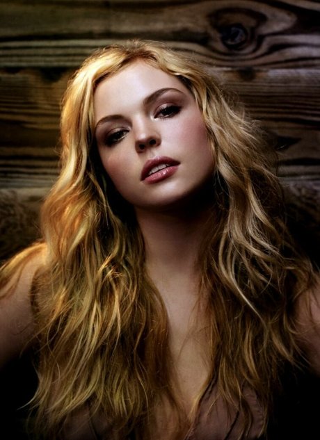 Agnes Bruckner leaked onlyfans