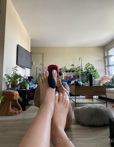 atlamai desnuda onlyfans