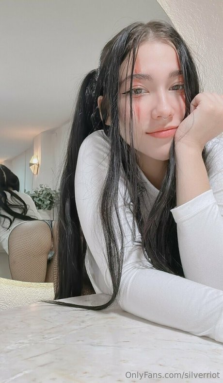 SilverRiot leaked onlyfans sex tape