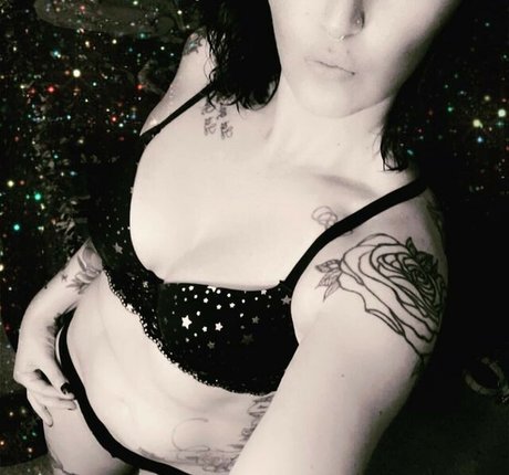 Curious Creature onlyfans lean