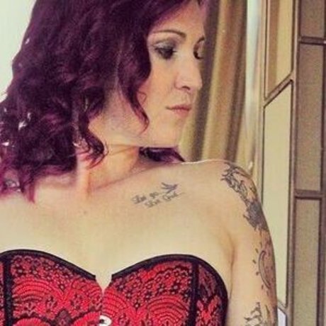 Curious Creature onlyfans nide