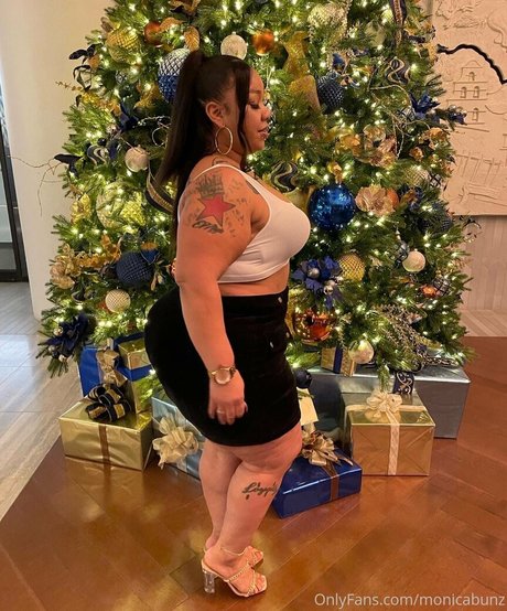 monicabunz onlyfans pic