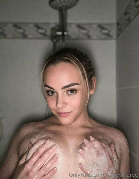 latina teen onlyfans hot nude artwork