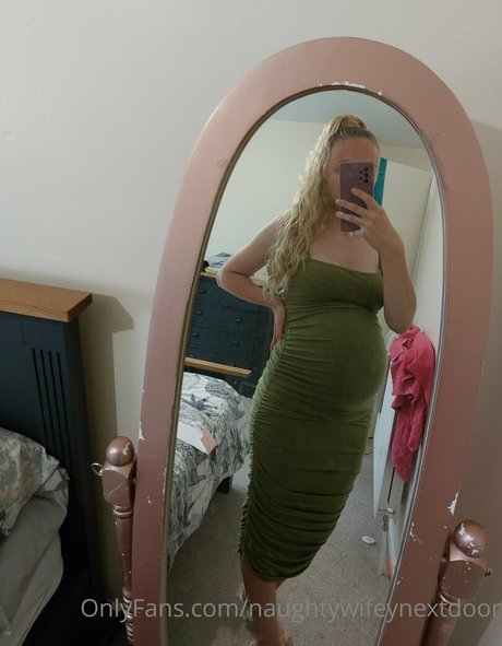 naughtywifeynextdoor leak onlyfans