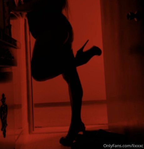 lixxxc nude onlyfans pics