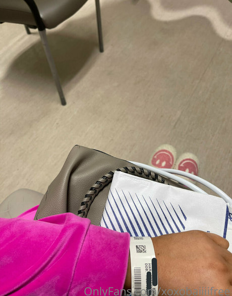 xoxobaiiiifree onlyfans sexy