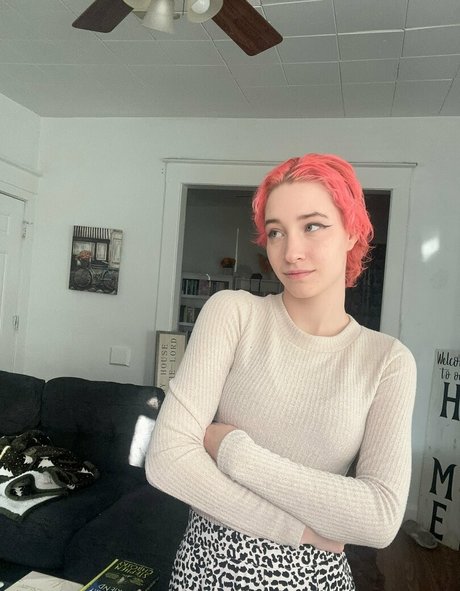 books withari onlyfans photo