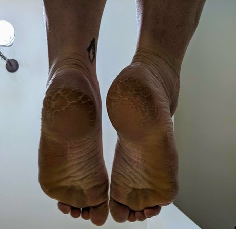 flirtyf33t94 onlyfans nude tits