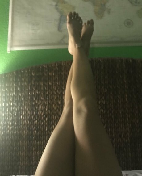 xteenytinyfeetx only fans sex