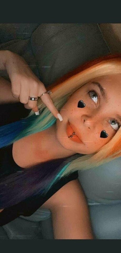 eeeveeekitten naked on onlyfans