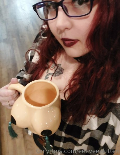 eeeveeekitten onlyfans full