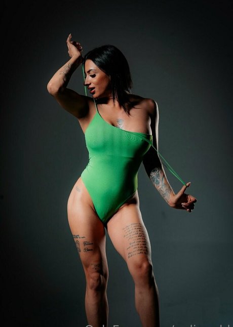 neliagold naked onlyfans leaked