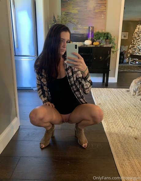 tropicvixen leaked only fans nudes