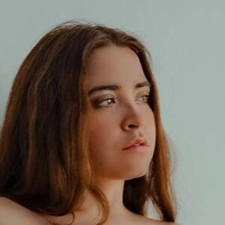 Dayanara Avelar sexy onlyfans