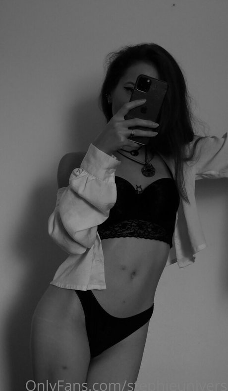 stephieunivers onlyfans uncensored