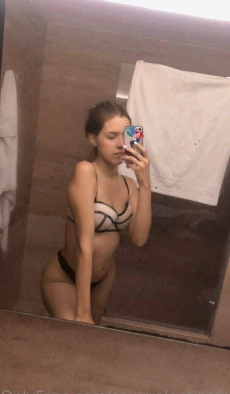 sexyvalentinafree porn onlyfans