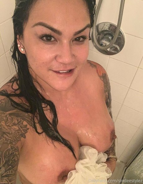 sindeestylez onlyfans xxx