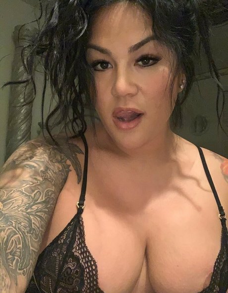 sindeestylez onlyfans explicit content