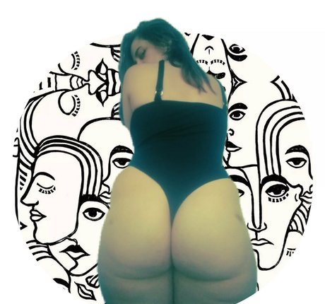 misticacristal onlyfans naked