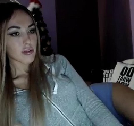 Elysewine boobs onlyfans