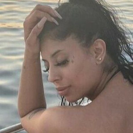 Mixinghenny onlyfans sextape