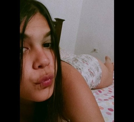 sofia only18 porn onlyfans leaks