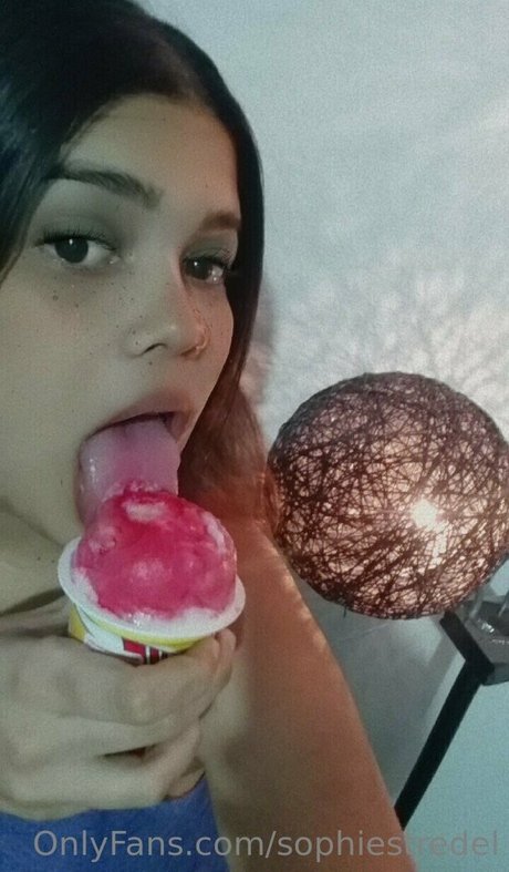 sofia only18 onlyfans leajs