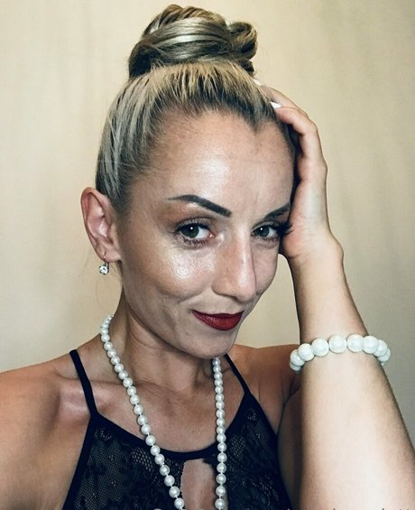 monicasaintt onlyfans leaj