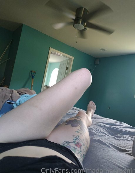 madamedragnir onlyfans ass