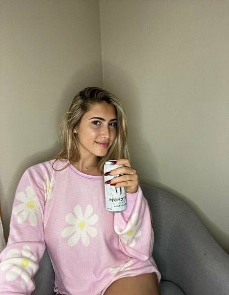 miameetsworld onlyfans x