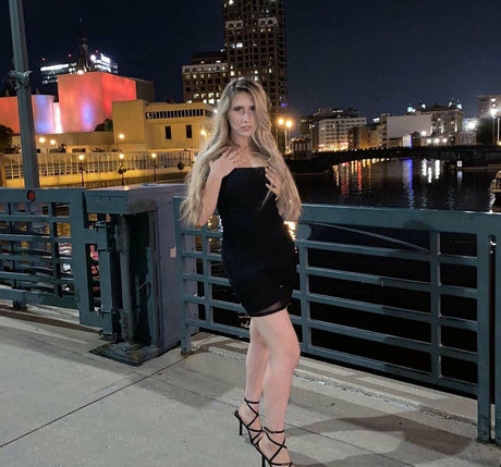 miameetsworld naked onlyfans leak