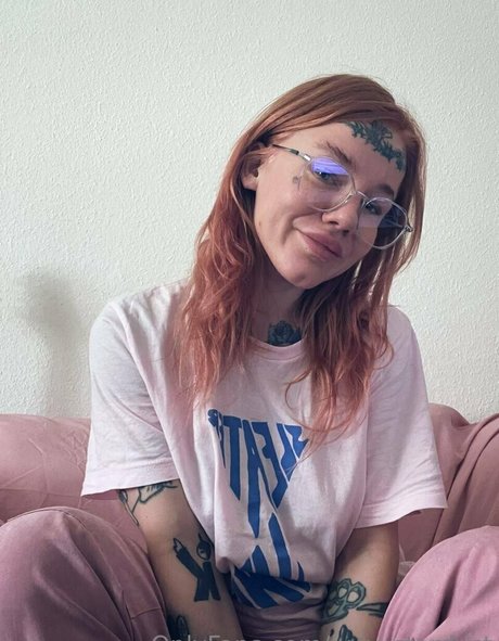 lucy kinky pics onlyfans