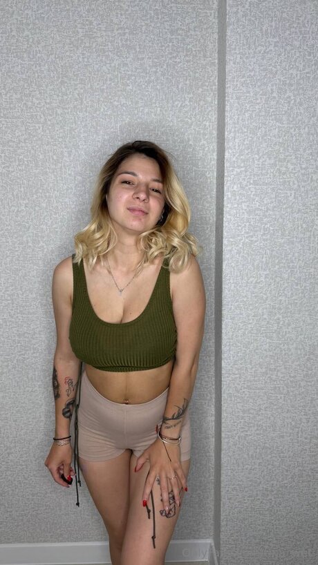 tina wet onlyfans sexy