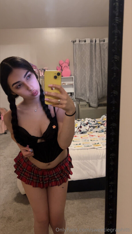 sweetiegraphitti onlyfans photos
