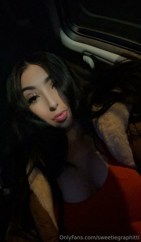 amateur lesbian onlyfans perfect print