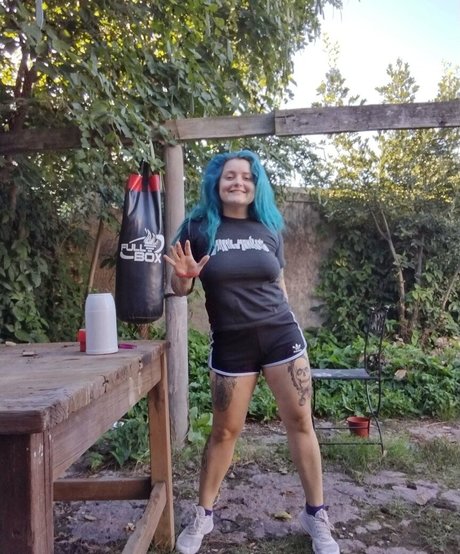 geekgirl420 onlyfans striptease