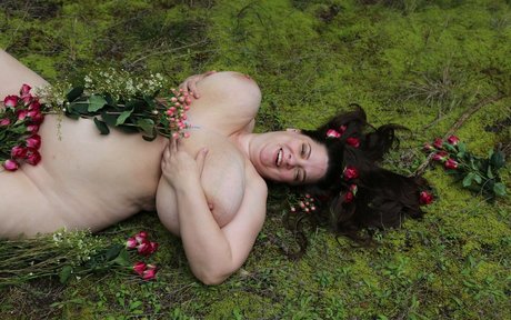 Stella R Galaxy onlyfans nudes