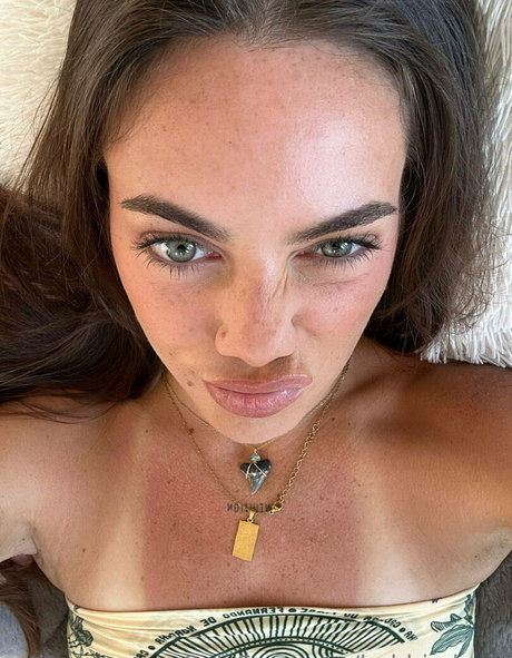 freebobbiesux onlyfans striptease