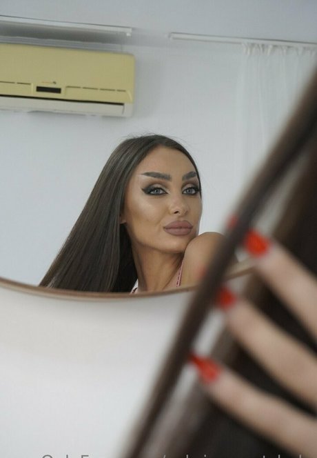 sabrina wet hole onlyfans post