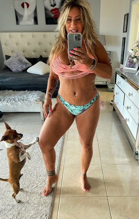 hottotrottotsfree only fans review