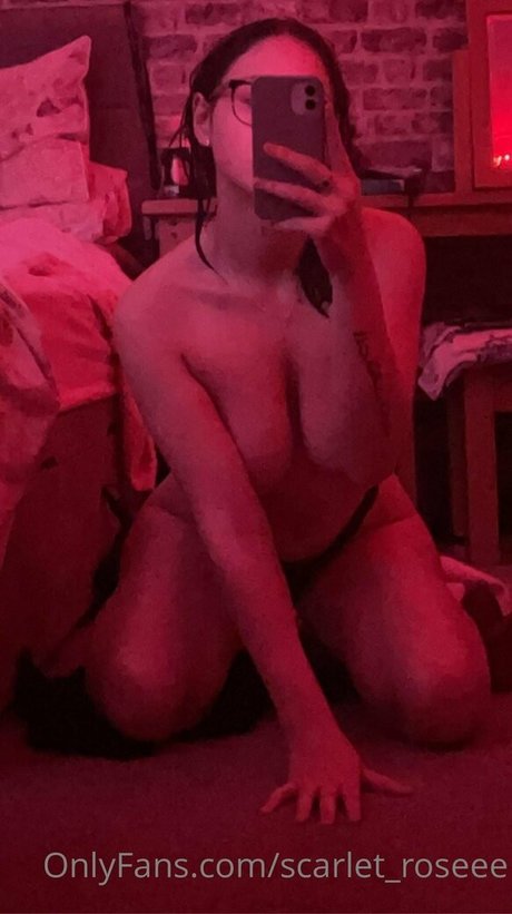 scarletxroseeevip new onlyfans leaks