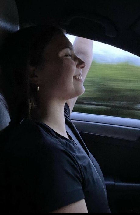 ilinamcqueen onlyfans free porn