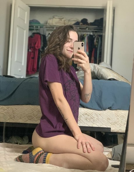 poohpeaches11 nude only fans leaks