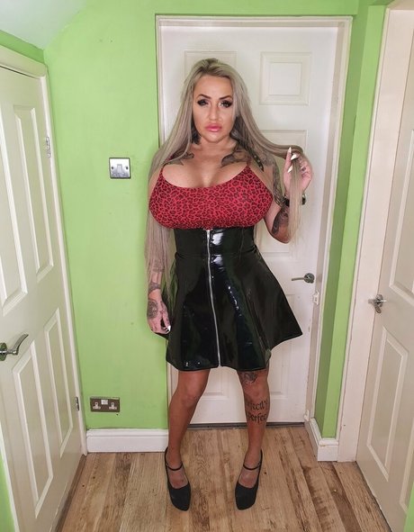 bigbustyblondeuk onlyfans porn free